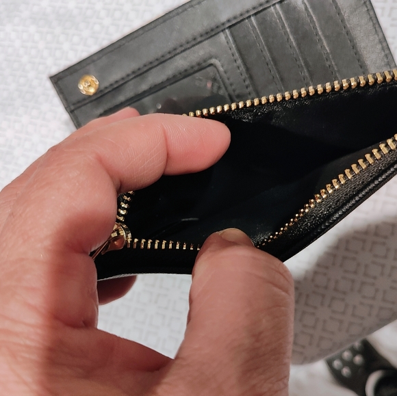 Wallet - Picture 4 of 5